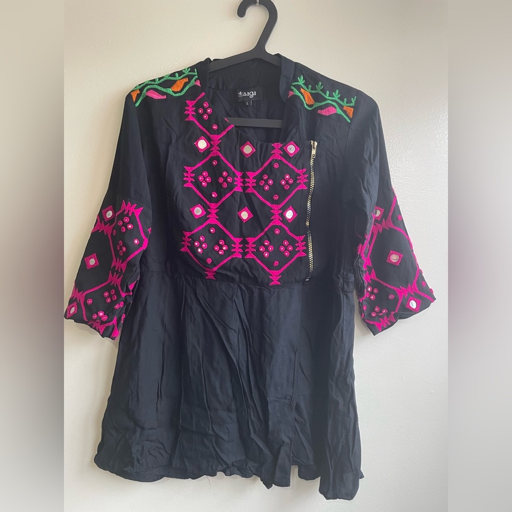 Embroidered Black Tops/Fotua